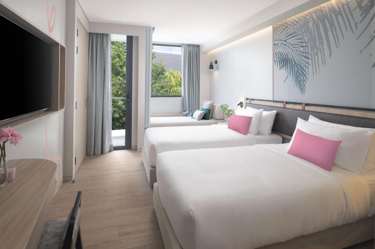 Jonox Phuket Karon Hotel Esterno foto
